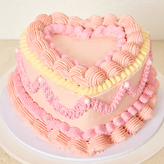 Pretty in Pink | Vintage Heart Cake