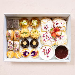 Mary's Gold High Tea Box