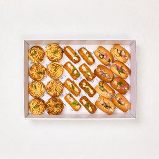 Premium Catering box | Savoury (24 pieces)