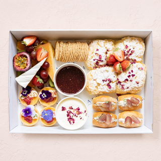 NEW Mary's Picnic Box