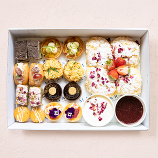 NEW Mary's Gold High Tea Box